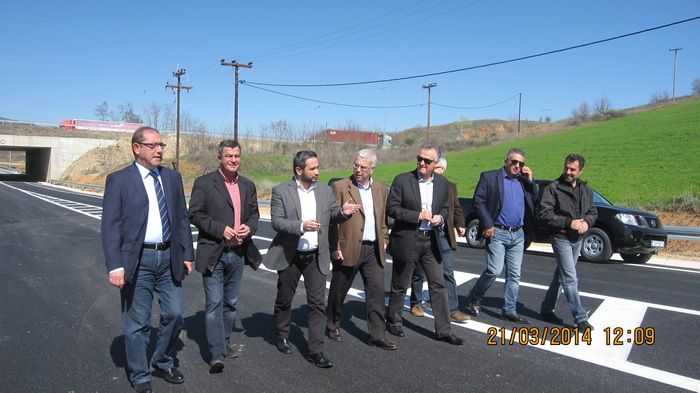 Ο εν λόγω κόμβος συνδέει τον Κάθετο Αξονα της Εγνατίας Οδού με τους οικισμούς Λαχανά, Θεοδοσίων και Ισώματος.